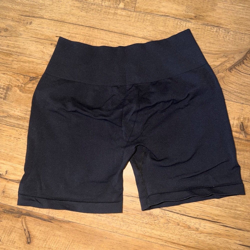4 pairs Aurola Workout Shorts